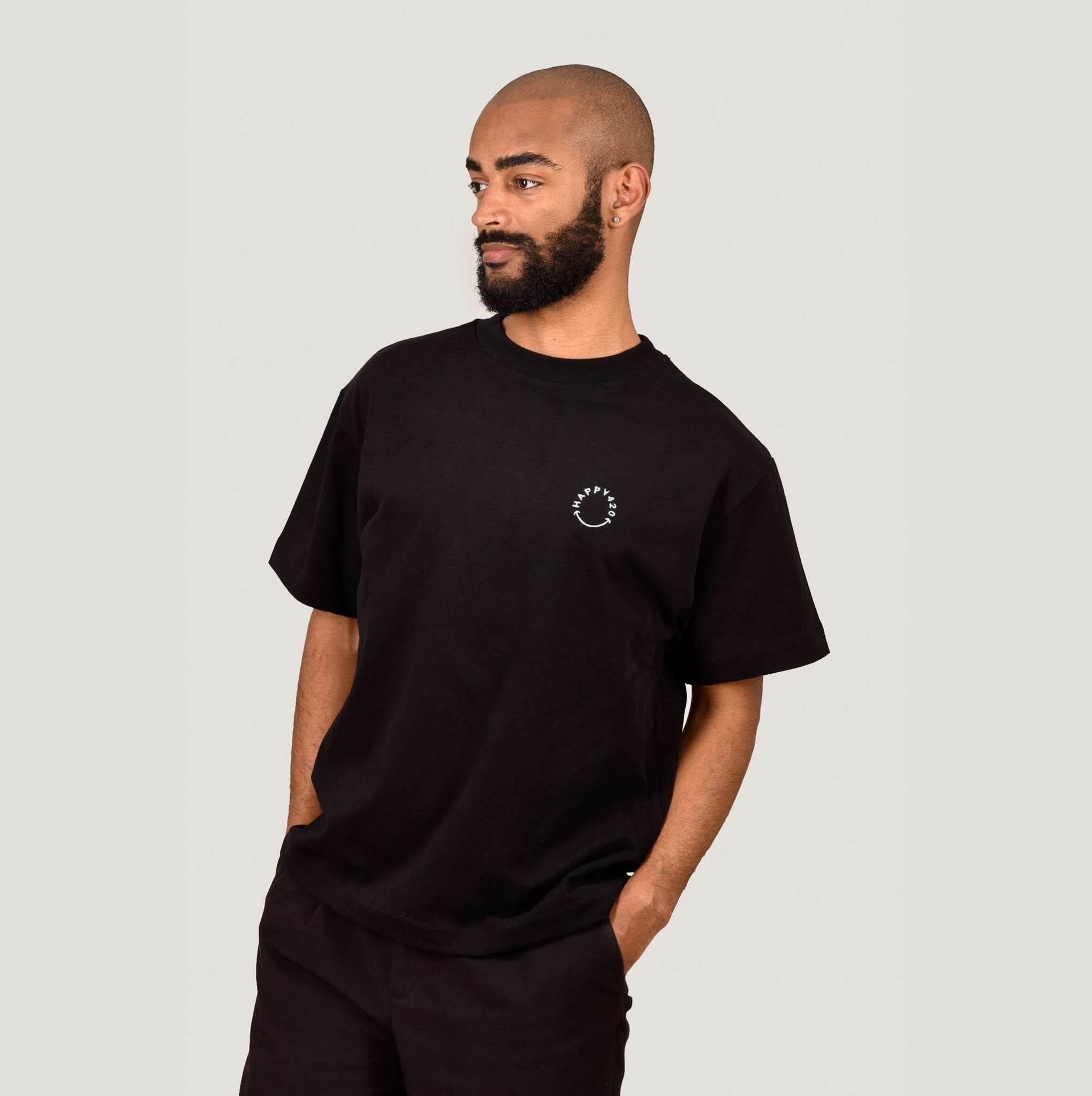 HAPPY 420 T - BLACK oversize - Happy420.de
