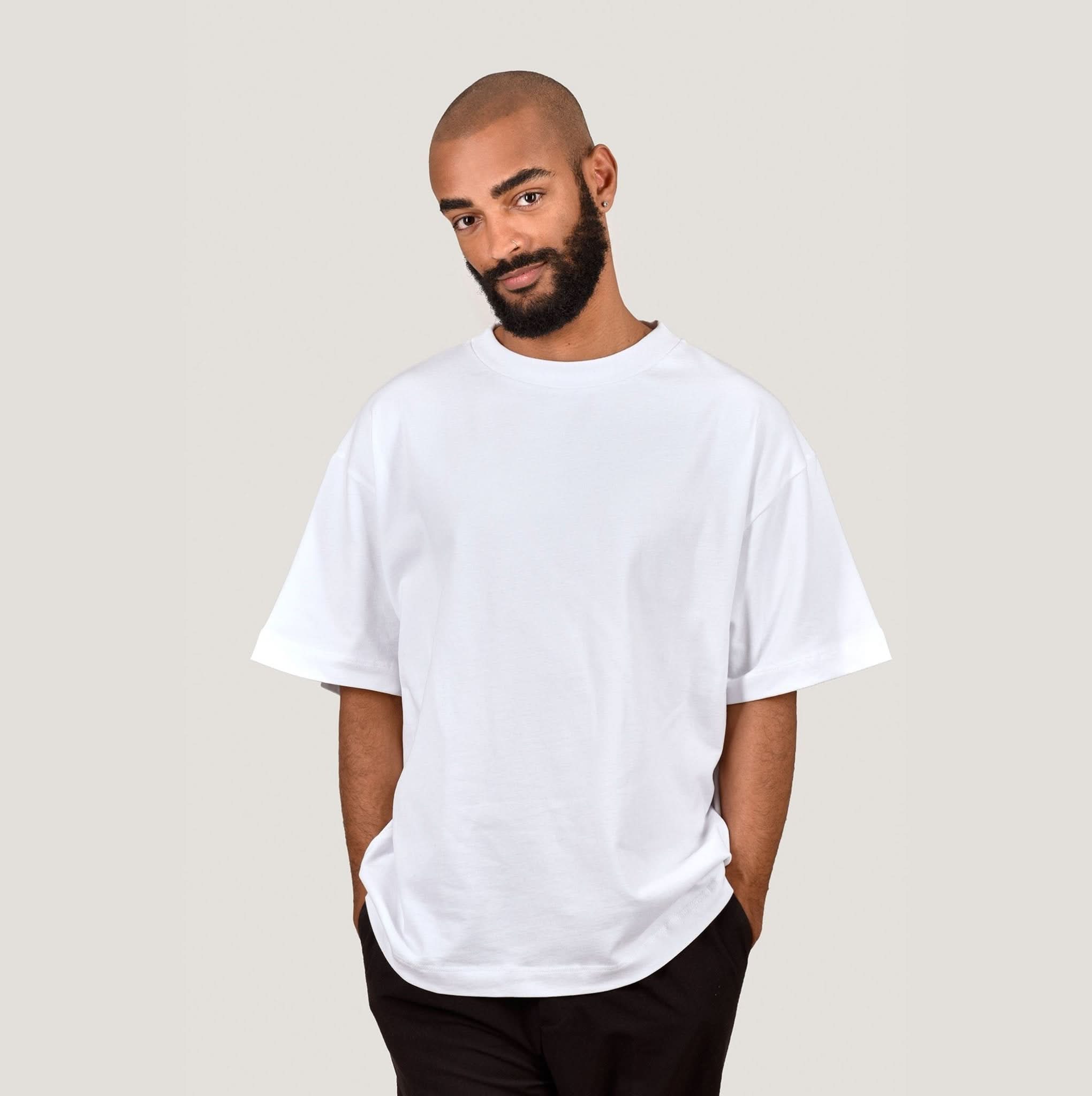 LIEBE IST LIEBE T – White oversize - Happy420.de