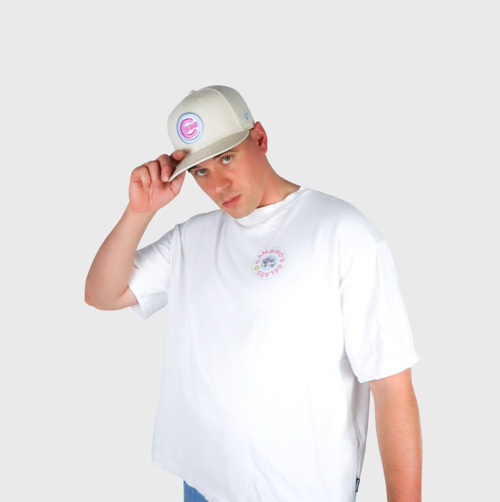 Oversize White T Collar Knit x Gambinos Gelato - Happy420.de